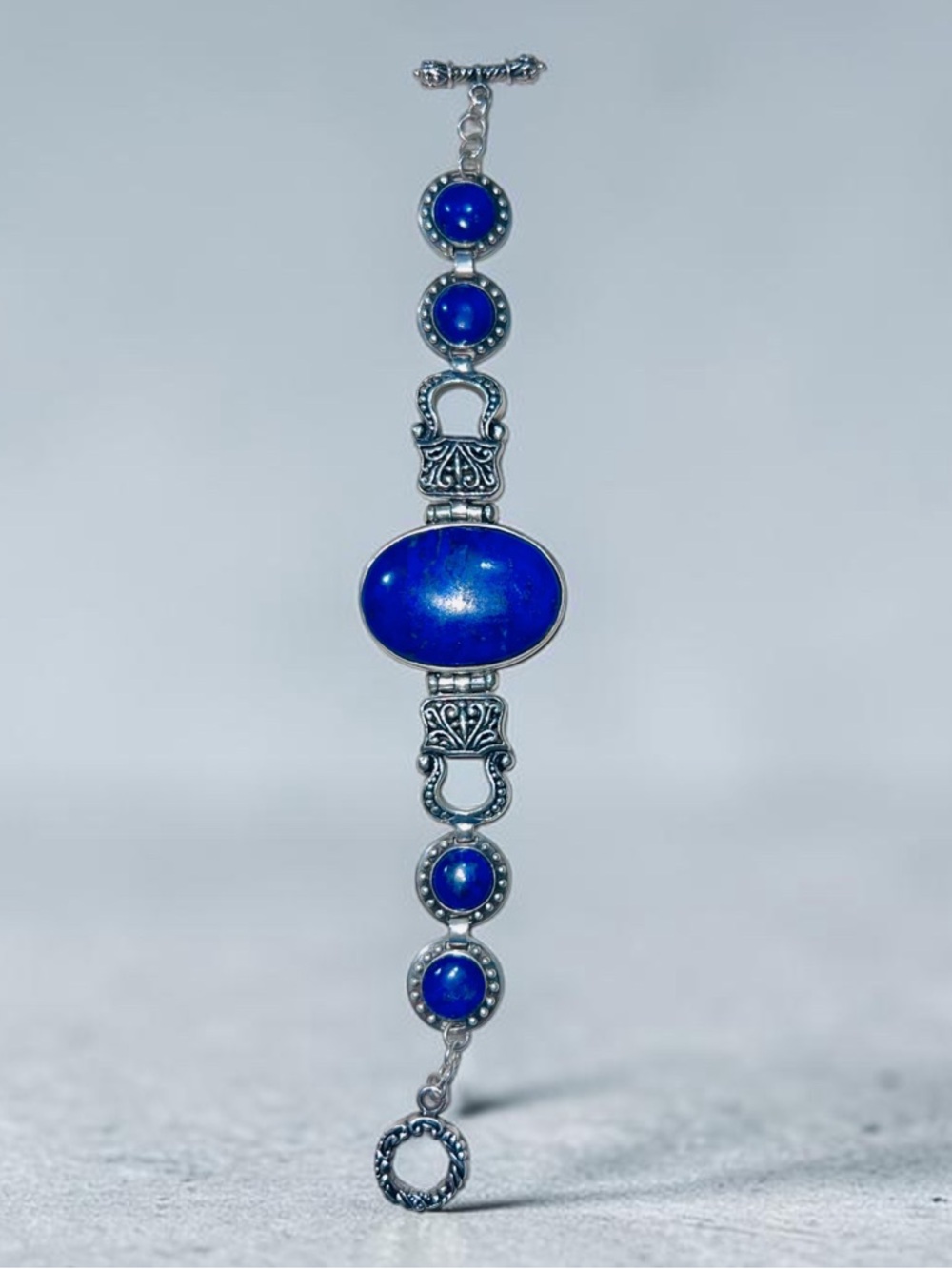 Native American/South West Style - Blue Lapis bracelet